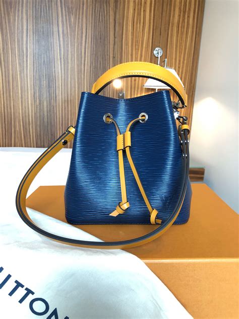 lv noe bb size|louis vuitton bucket bag neonoe.